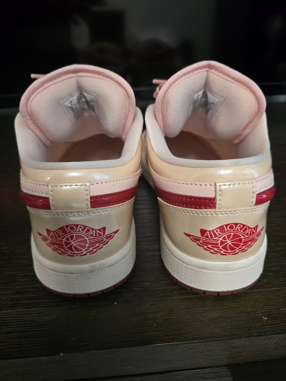 Nike Air Jordan 1 Low Valentine’s Day 2025 Sneaker - Picture 4 of 10